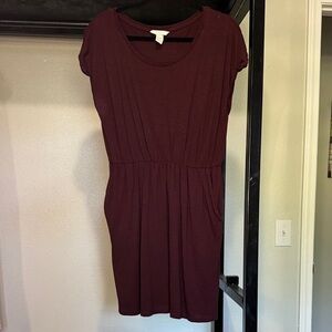 H&M Short-Sleeve Elastic-Waist Mini Dress — Burgundy